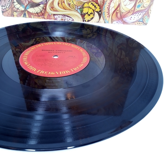 Barbra Streisand 2 Gatefold Vinyl Records Butterfly & Live: Concert At The Forum - Picture 6 of 7